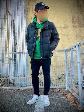 「no brand（ノーブランド）のアイテム（デニムパンツ、ブラック系）」を使った、t117さん（メンズ・176cm）の冬コーディネート