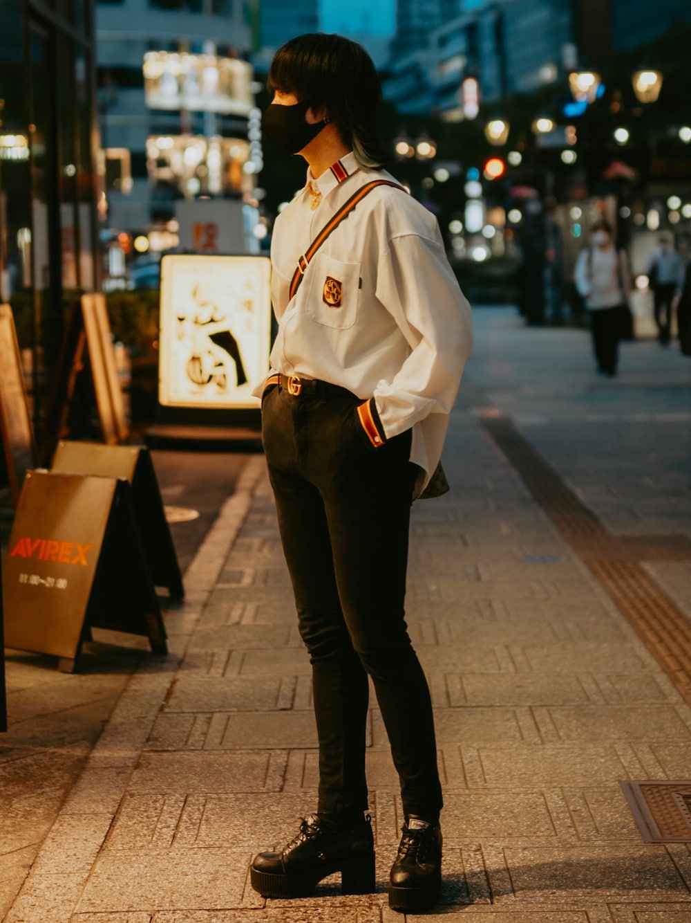 GUCCI　お洒落　ブラック×ゴールド　ベルト　細め　スタイルアップ　パンツに Belt with Interlocking G detail in brown leather | GUCCI® US