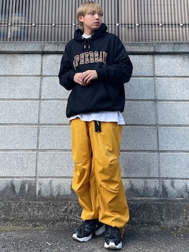 꽃/hanangさんの「【60】CYPHER3/サイファーサム Arch Classic Logo Hoodie」を使ったコーディネート