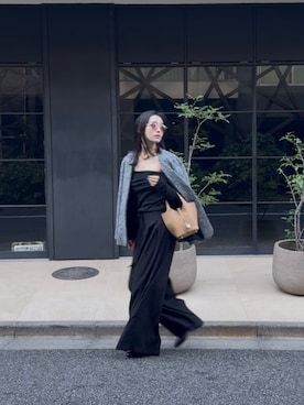 「グレー」｜「アイテム（ノーカラージャケット）」を使った、yuiさん（レディース・162cm）の秋コーディネート