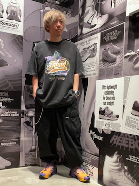 「Reebok（リーボック）のドラゴンクエスト Ⅸ x ヴィンテージTシャツ / DRAGON QUEST Ⅸ x VINTAGE TEE 【返品不可商品】（トップス、ブラック系）」を使った、KAZUさん（メンズ・161cm）の夏コーディネート