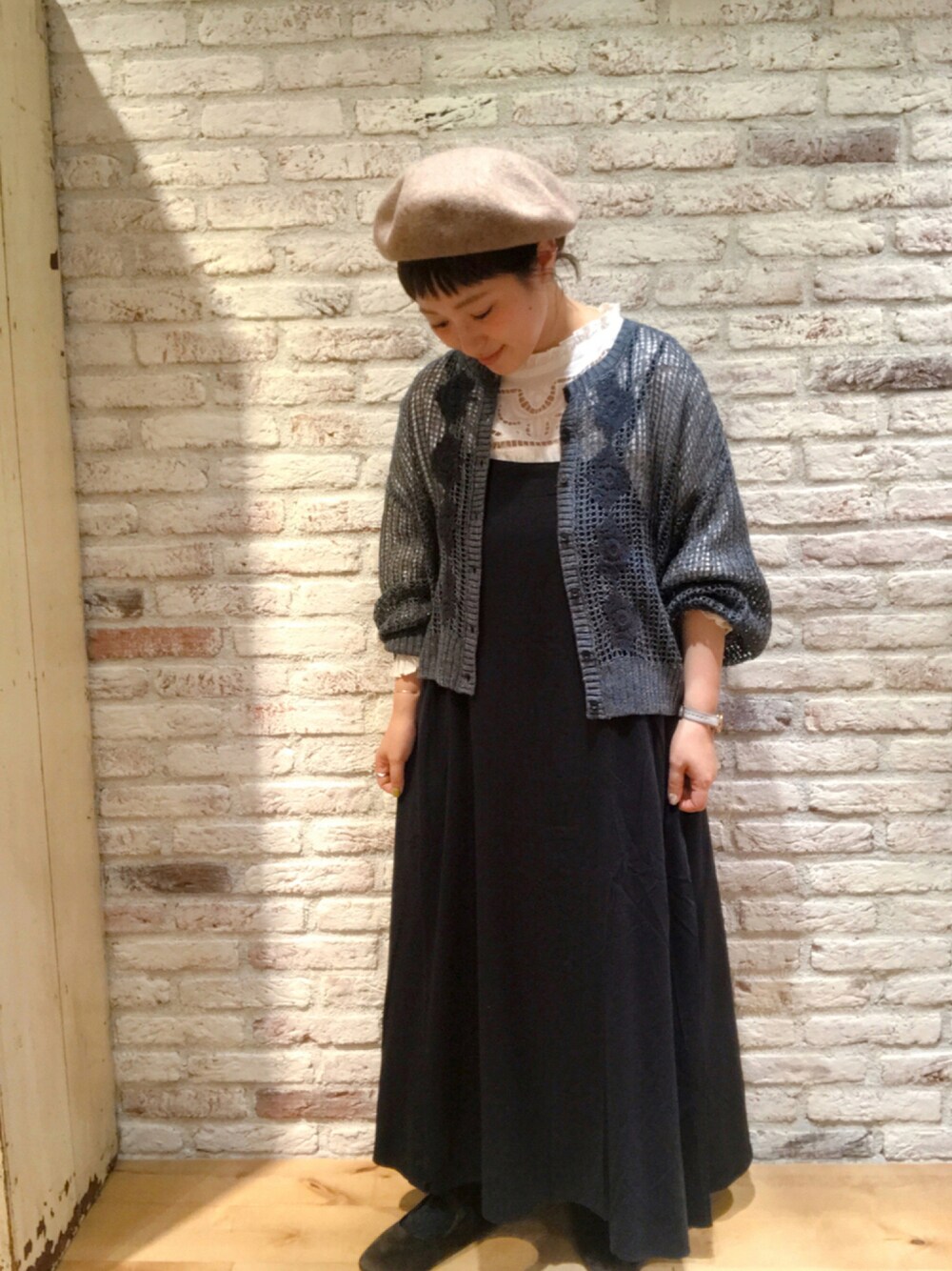 「低身長、ワンピース、レース、ワントーンコーデ、Samansa Mos2、TSUHARU by Samansa Mos2」｜「TSUHARU by Samansa Mos2のアイテム（ニット/セーター、グレー系）」を使った、たわしさん（レディース・151cm）の夏コーディネートの1枚目の写真