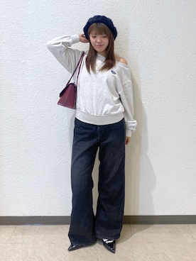 「アイテム（トートバッグ、レッド系）」を使った、RINKAさん（レディース・165cm）の秋コーディネート