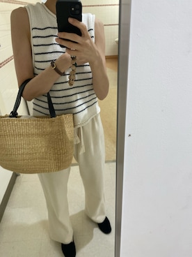 「アイテム（かごバッグ）」を使った、eriさん（レディース・169cm）の秋コーディネート