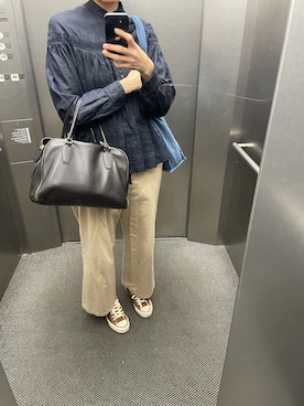 「THE ROW（ザロウ）のアイテム」を使った、eriさん（レディース・169cm）の秋コーディネート