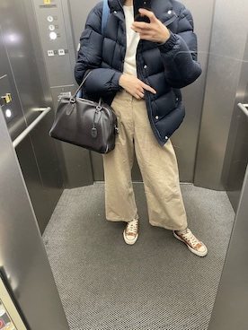 「MONCLER（モンクレール）のアイテム（ダウンジャケット/コート）」を使った、eriさん（レディース・169cm）の冬コーディネート