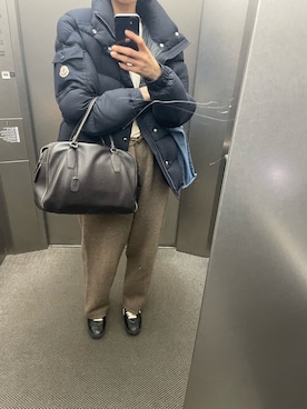 「THE ROW（ザロウ）のアイテム」を使った、eriさん（レディース・169cm）の冬コーディネート