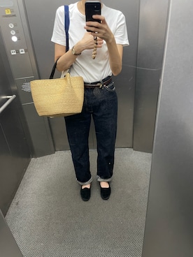 「アイテム（かごバッグ）」を使った、eriさん（レディース・169cm）の秋コーディネート