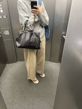 「THE ROW（ザロウ）のアイテム」を使った、eriさん（レディース・169cm）の秋コーディネート