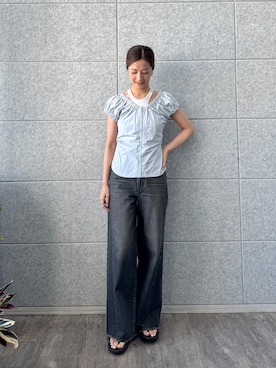 「CODE A（コードエー）のsporty gathered blouse（シャツ/ブラウス、ブルー系）」を使った、uchi__yamaさん（レディース・170cm）の夏コーディネート