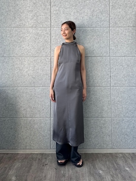 「CODE A（コードエー）のribbon satin dress（ワンピース、グレー系）」を使った、uchi__yamaさん（レディース・170cm）の夏コーディネート