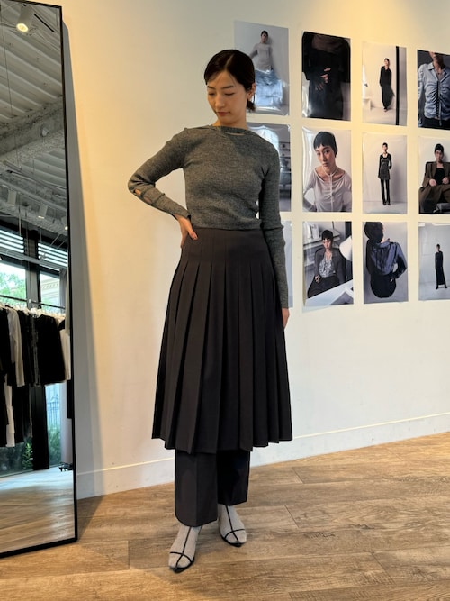 pleated gabardine skirt（スカート）｜CODE A（コードエー）の