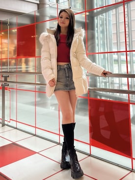 「アイテム（デニムスカート）」を使った、rimikaさん（レディース・157cm）の冬コーディネート