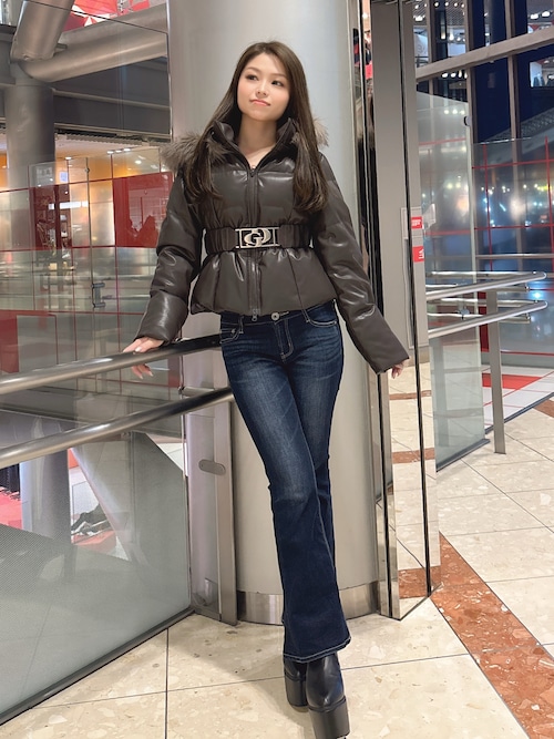 GDベルト付きフェイクレザーショートダウンコート（ダウンジャケット