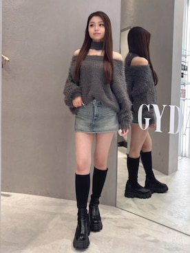 「アイテム（デニムスカート）」を使った、rimikaさん（レディース・157cm）の秋コーディネート