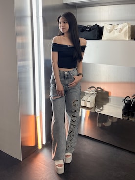 「GYDA（ジェイダ）のGyda bijouサイドラインオフショルショートTOPS（Tシャツ/カットソー、ブラック系）」を使った、rimikaさん（レディース・157cm）の春コーディネート