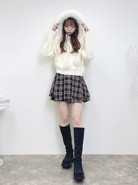 「アイテム（パーカー、ホワイト系）」を使った、kataokaさん（レディース・162cm）の秋コーディネート