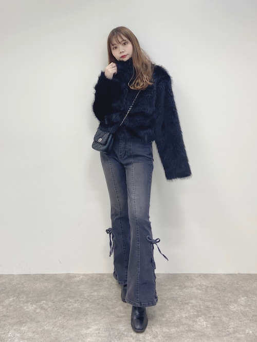 WEB限定】サイドレースアップ＆センターシームフレアデニム