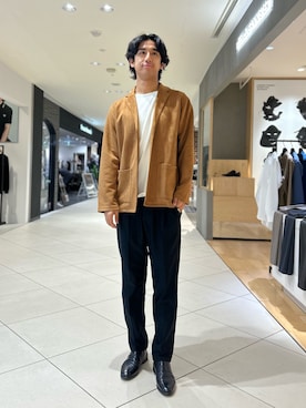 「アイテム（スリッポン）」を使った、makoさん（メンズ・180cm）の秋コーディネート