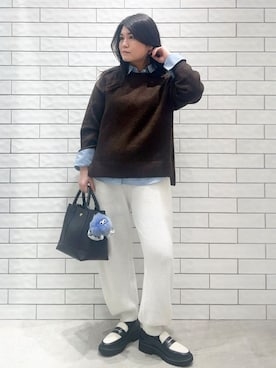 「アイテム（チャーム、ブルー系）」を使った、MINさん（レディース・155cm）の冬コーディネート