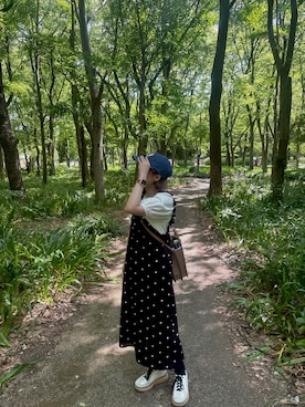 「CONVERSE TOKYO（コンバーストウキョウ）のアイテム」を使った、莉帆さん（レディース・158cm）の春コーディネート