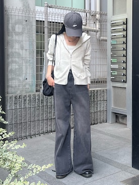 「アイテム（パーカー）」を使った、はるなさん（レディース・160cm）の秋コーディネート