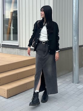 「アイテム（デニムスカート）」を使った、はるなさん（レディース・160cm・20代）の秋コーディネート