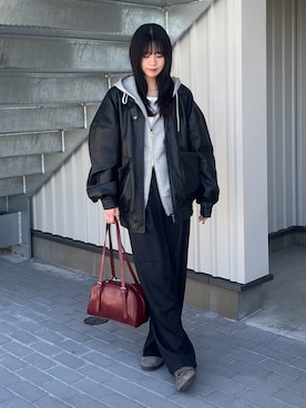 「アイテム（パーカー）」を使った、はるなさん（レディース・160cm）の秋コーディネート