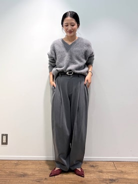「HENRI EN VARGO（ヘンリエンヴァーゴ）の【HENRI EN VARGO】＜別注＞ポインテッドフラット（パンプス、レッド系）」を使った、bl_misatoさん（レディース・159cm）の秋コーディネート