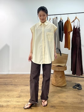 「BABYLONE（バビロン）のノースリフォルムシャツ（シャツ/ブラウス、ベージュ系）」を使った、bl_misatoさん（レディース・159cm）の夏コーディネート