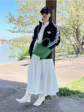 𝑴𝒂さんの（adidas Originals | アディダスオリジナルス）を使ったコーディネート