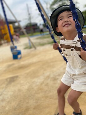 「アイテム（オールインワン・サロペット、ホワイト系）」を使った、aoto20160921さん（キッズ・120cm）の春コーディネート