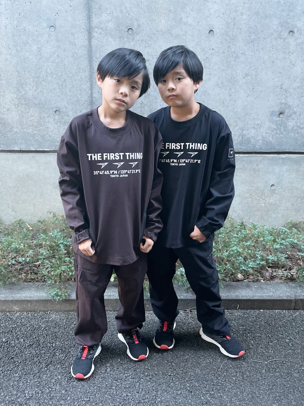 「キッズファッション、秋のコーデ、おしゃれさんと繋がりたい、カジュアル、秋コーデ、小学生、小学生コーデ、セットアップ、カジュアルコーデ、男の子、男の子コーデ」｜「瞬足の＜瞬足（シュンソク）＞HHトラックジャージプルオーバー 140cm-150cm（その他トップス、ブラック系）」を使った、kanako0304さん（キッズ・130cm）の秋コーディネートの1枚目の写真