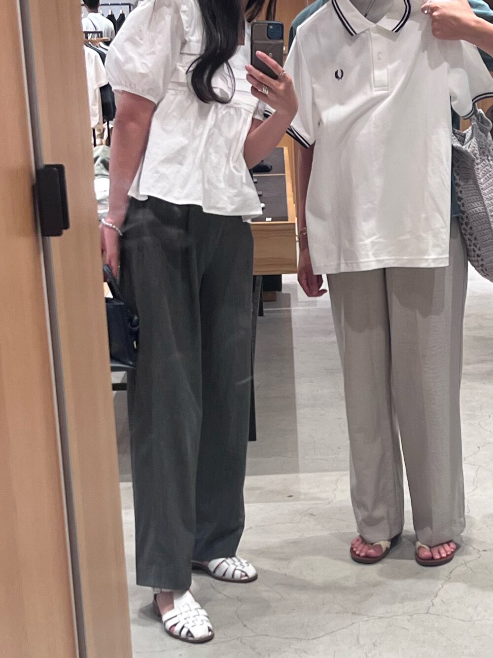 「夏コーデ、夏、summer、summer style、大人かわいい、カジュアル、シンプル、シンプルコーデ」｜「ZARAのアイテム（バッグ、ブルー系）」を使った、SHINO.ISHIMARUさん（レディース・162cm）の夏コーディネートの1枚目の写真