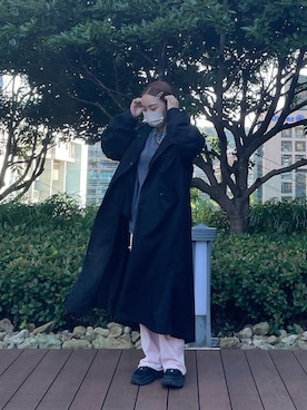 「oversize」｜「アイテム（スウェット）」を使った、Emily さん（レディース・162cm）の秋コーディネート