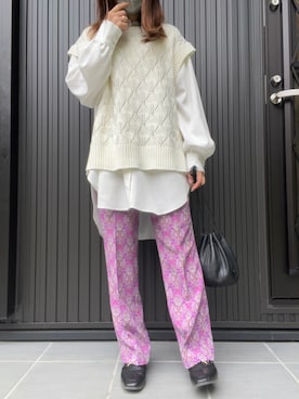 「ノーカラーシャツ」｜「アイテム（スラックス）」を使った、MOMOさん（レディース・152cm）の春コーディネート
