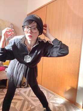 「アイテム（ジャージ）」を使った、T.Iさん（レディース・166cm）の秋コーディネート