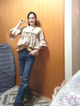 「SANJEGOのアイテム（デニムパンツ、ブルー系）」を使った、T.Iさん（レディース・166cm）の春コーディネート