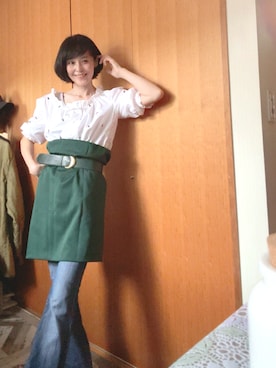 「VINTAGE（ヴィンテージ）のアイテム（スカート、グリーン系）」を使った、T.Iさん（レディース・166cm）の秋コーディネート