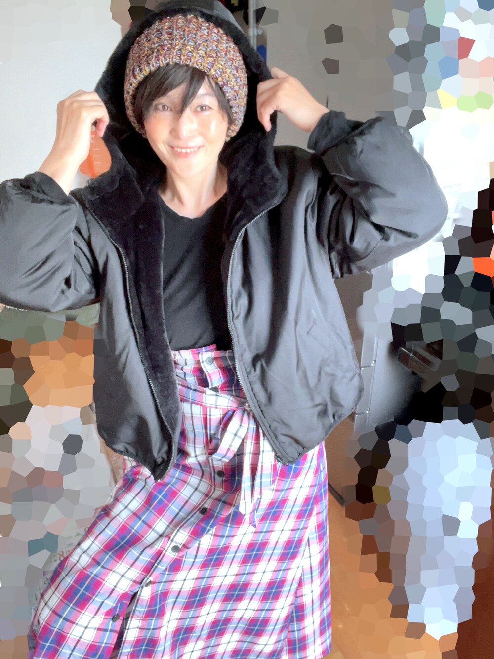 「冬のコーデ、オトナカジュアル、ママコーデ、ママファッション、お洒落さんとつながりたい、おしゃれさんと繋がりたい、チェックスカート、シャツスカート、リバーシブルブルゾン、ディーゼル、ニット、デニムパンツ、レイヤードスタイル、ニット帽、大人カジュアル」｜「VINTAGEのアイテム（ニットキャップ/ビーニー、その他）」を使った、T.Iさん（レディース・166cm）の冬コーディネートの1枚目の写真
