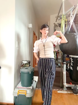 「UNIQLO（ユニクロ）のアイテム（その他トップス、ベージュ系）」を使った、T.Iさん（レディース・166cm）の秋コーディネート