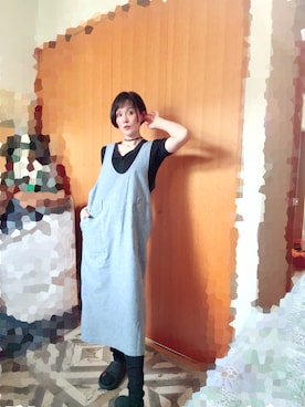 「TRAFFIC NEWSのアイテム（ジャンパースカート、ブルー系）」を使った、T.Iさん（レディース・166cm）の夏コーディネート