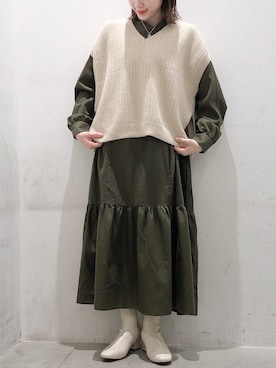 「earth music&ecology（アースミュージックアンドエコロジー）のアイテム（ベスト）」を使った、ヨシカワさん（レディース・150cm）の冬コーディネート
