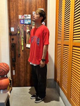 「Wrangler（ラングラー）のアイテム（パンツ）」を使った、ジェノサイダスさん（メンズ・171cm）の春コーディネート