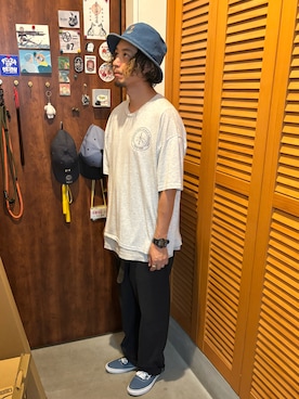 「アイテム（スリッポン）」を使った、ジェノサイダスさん（メンズ・171cm）の秋コーディネート