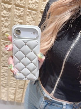 「アイテム（スマホケース/カバー）」を使った、mfactoryさん（レディース・163cm）の秋コーディネート