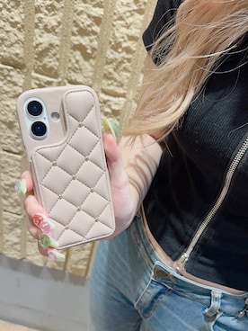 「アイテム（スマホケース/カバー）」を使った、mfactoryさん（レディース・163cm）の秋コーディネート