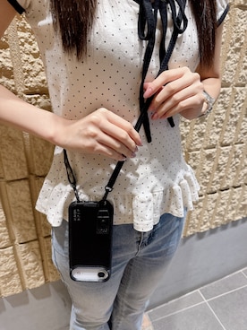 「アイテム（スマホケース/カバー）」を使った、mfactoryさん（レディース・158cm）の秋コーディネート