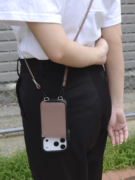 「アイテム（スマホケース/カバー）」を使った、mfactoryさん（レディース・163cm）の秋コーディネート