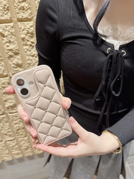 「アイテム（スマホケース/カバー）」を使った、mfactoryさん（レディース・158cm）の秋コーディネート